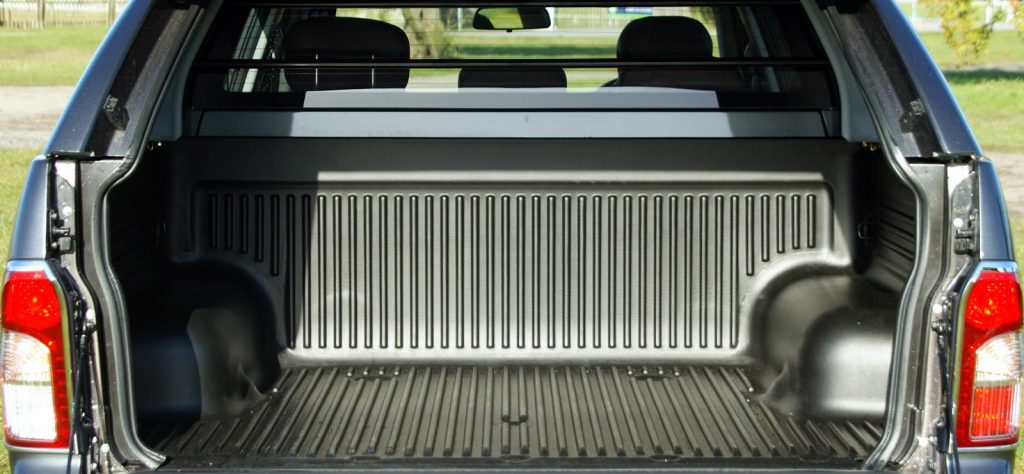 SsangYong Korando Sports load bay