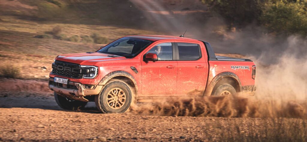 Ford Ranger Raptor V6 Pickup on dirt