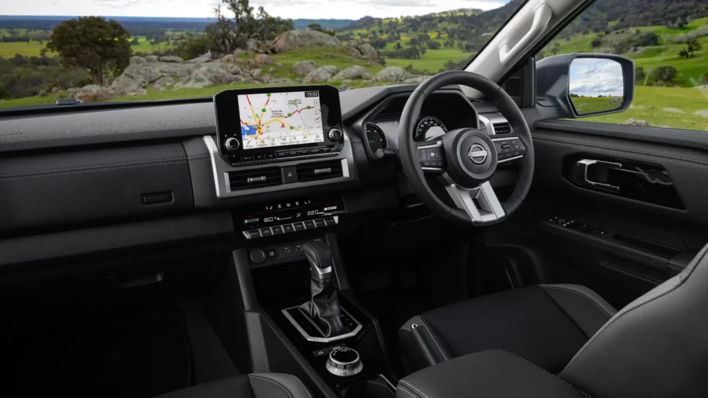 2026 Nissan Navara interior and dashboard