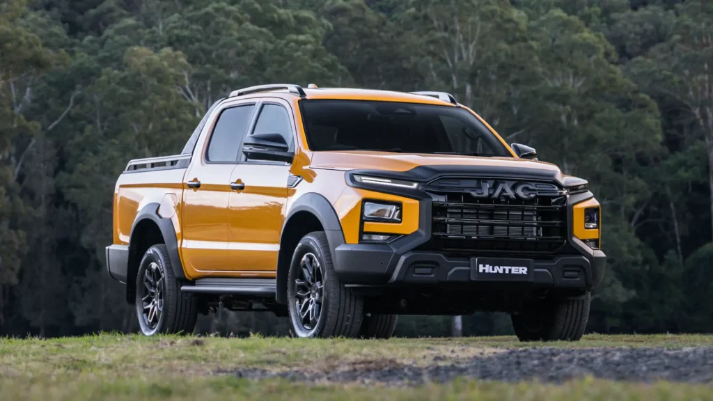 JAC Hunter PHEV pickup